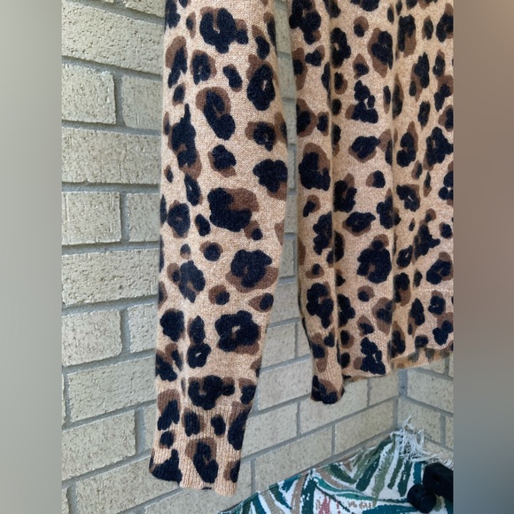 Lord & Taylor 100% Cashmere Leopard Print Sweater - Picture 8 of 16